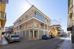 Local comercial en venta en Albolote, Centro ciudad photo 0