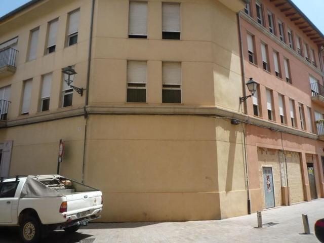 Local comercial en venta en Alzira, Ayuntamiento photo 0