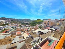 Casa en venta en Alora photo 0