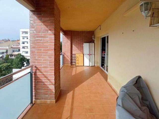 Piso en venta en Malgrat de Mar photo 0