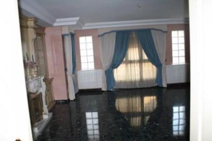 Piso en venta en Bigastro, Ayuntamiento photo 0