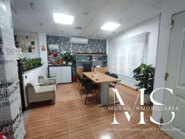 Local comercial en venta en Viator, Centro photo 0