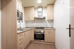 Piso en venta en Barcelona, Les Planes photo 0