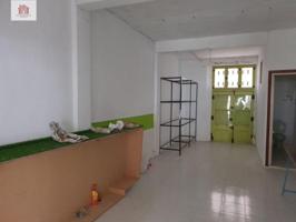 Local comercial en venta en Santander, Centro photo 0