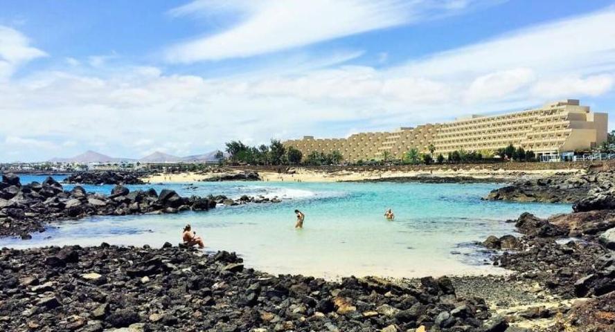 Local comercial en venta en Costa Teguise, Costa Teguise photo 0