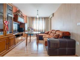 Piso en venta en Churriana de la Vega photo 0