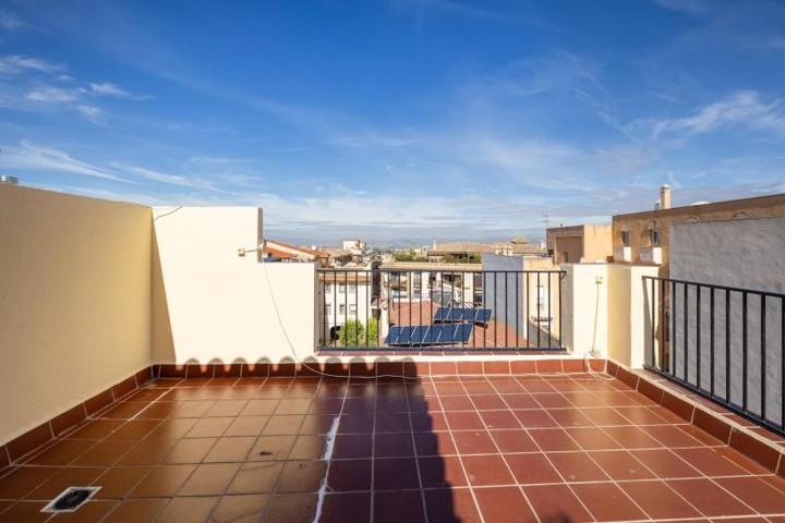 Atico Duplex en venta en Zubia, La Zubia photo 0