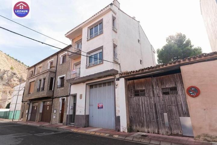 Casa en venta en Azagra, Pueblo photo 0