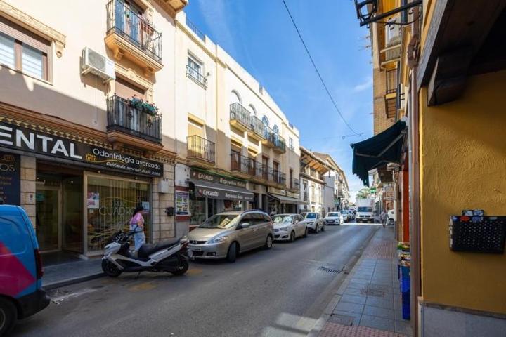 Atico Duplex en venta en Zubia, La Zubia photo 0