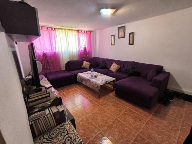 Planta baja en venta en L'Hospitalet de Llobregat, Bellvitge photo 0