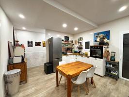 Piso en venta en L'Hospitalet de Llobregat, Pubilla cases photo 0