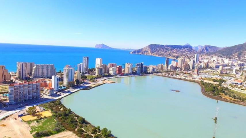 Apartamento en venta en Calpe, Calpe - Playa La Fossa photo 0