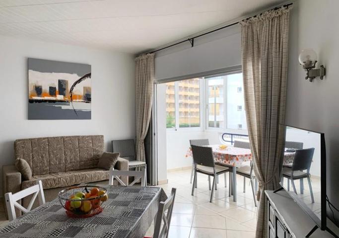 Apartamento en venta en Roses, Santa Margarida photo 0
