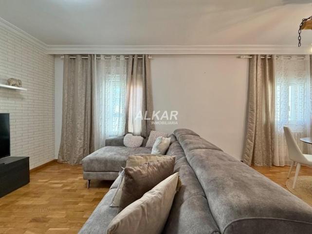 Piso en venta en Tudela, Barrio De Lourdes photo 0