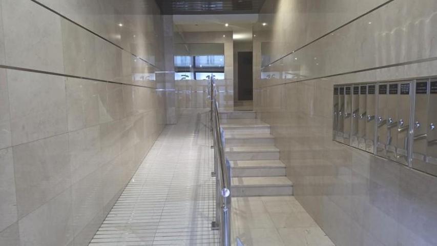 Piso en venta en Lleida, Lleida photo 0