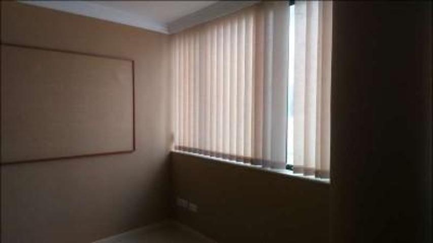 Local comercial en venta en Arrecife, Arrecife photo 0