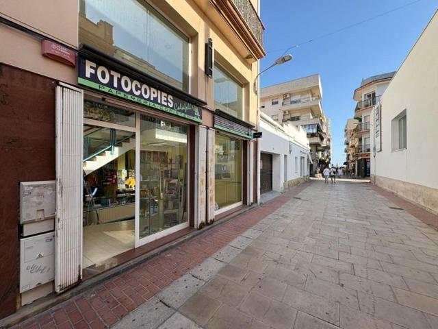 Local comercial en venta en Calafell, Platja de Calafell photo 0