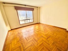 Piso en venta en Vigo, Centro Urbano photo 0
