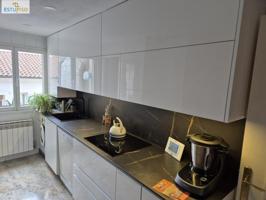 Piso en venta en Vitoria-Gasteiz, Casco Viejo photo 0