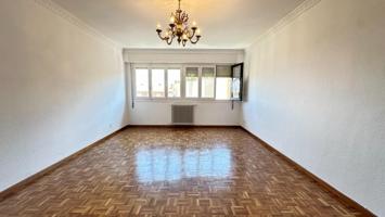 Piso en venta en Soria, Centro - Collado - Sto domingo photo 0