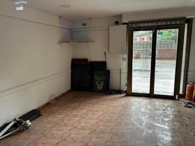 Local comercial en venta en Barcelona, Sant Andreu de Palomar photo 0