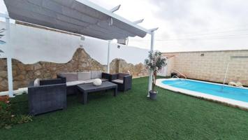 Casa en venta en Almodóvar del Río, Los mochos photo 0