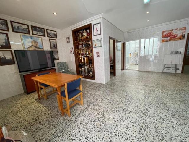 Casa en venta en Benisanó, Comunidad valenciana photo 0