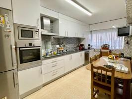 Piso en venta en Oleiros, Perillo photo 0