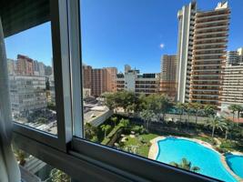 Apartamento en venta en Benidorm, Avenida del Mediterraneo photo 0