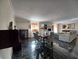 Casa en venta en Loja, Centro photo 0