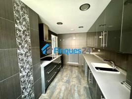 Piso en venta en Manresa, Plaça Catalunya photo 0