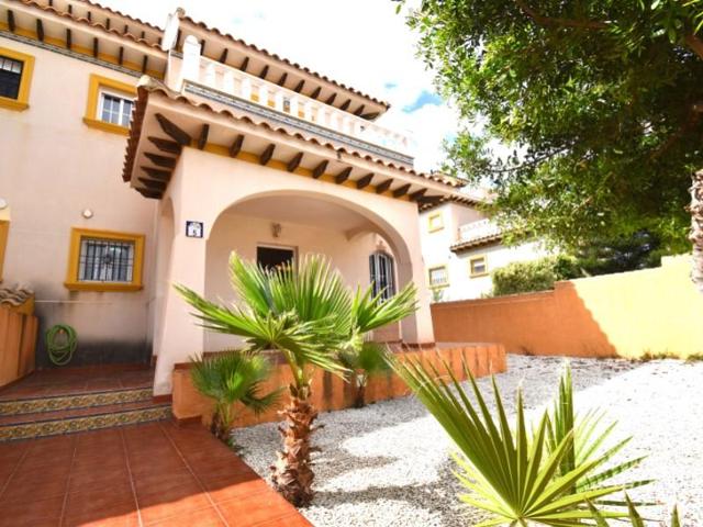 Bungalow en venta en Orihuela, Urbanización Castillo de Don Juan photo 0