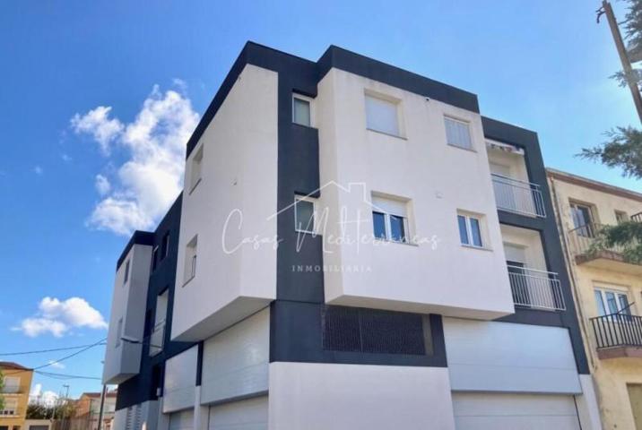 Piso en venta en Montbrió del Camp photo 0