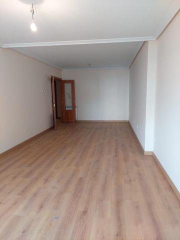 Piso en venta en Ponferrada, Centro photo 0