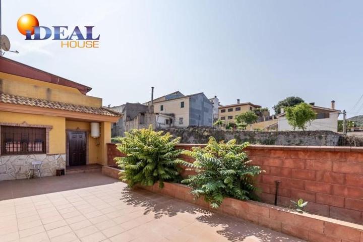 Casa en venta en Beas de Granada, Sierra de huetor y la alfaguara photo 0