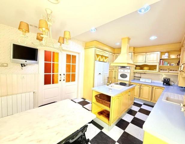 Piso en venta en Orihuela, Zona Centro photo 0