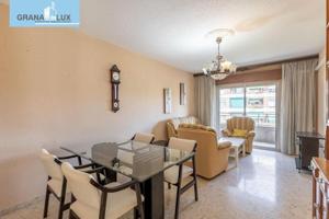 Piso en venta en Maracena, Zona metropolitana photo 0