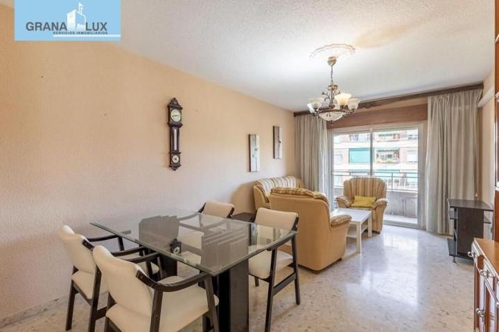 Piso en venta en Maracena, Zona metropolitana photo 0