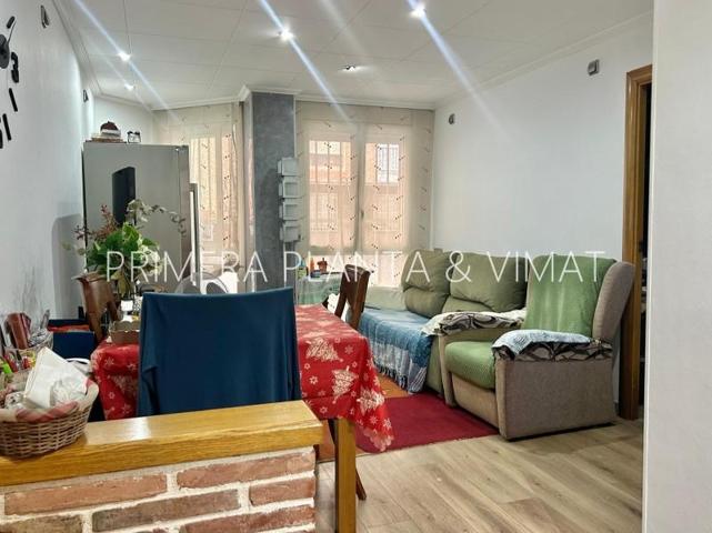 Planta baja en venta en Mataró, Peramas photo 0