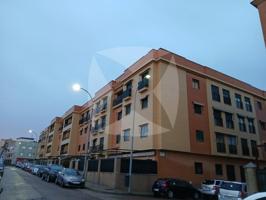 Piso en venta en Badajoz photo 0