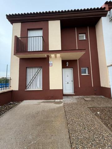 Adosada en venta en Bollullos de la Mitación photo 0