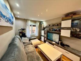 Piso en venta en Oviedo, Oviedo photo 0