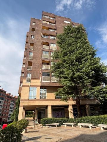Apartamento en venta en Valladolid, Parquesol photo 0