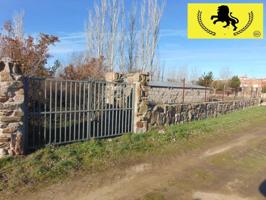 Terreno en venta en Mingorría, Calle de Celedonio Sastre, 05280 photo 0