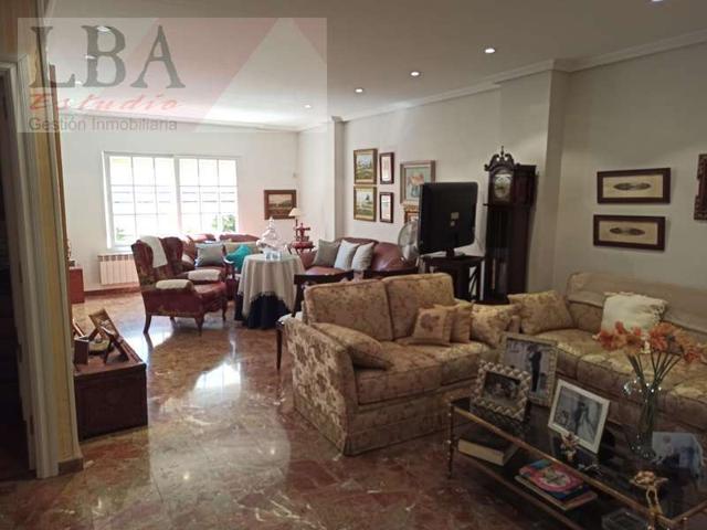 Casas de pueblo en venta en Bailén, Bailén photo 0