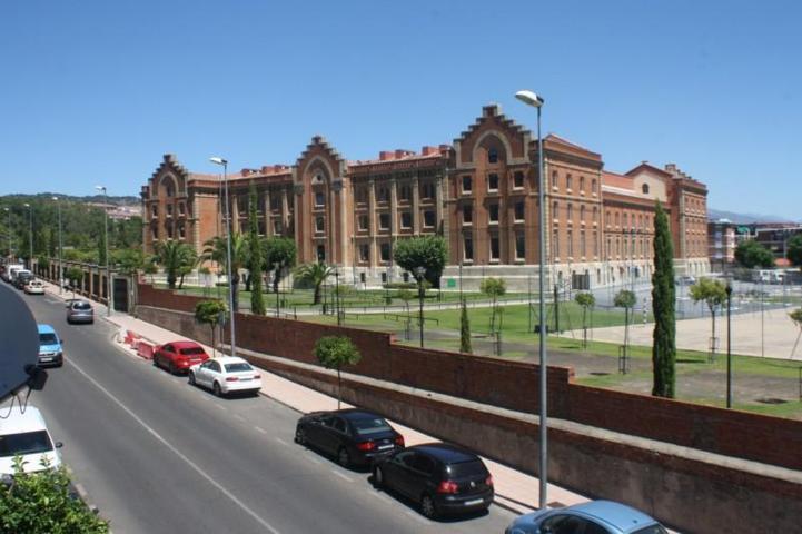 Piso en venta en Plasencia, Centro photo 0