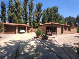 Chalet en venta en Aveinte, Centro photo 0