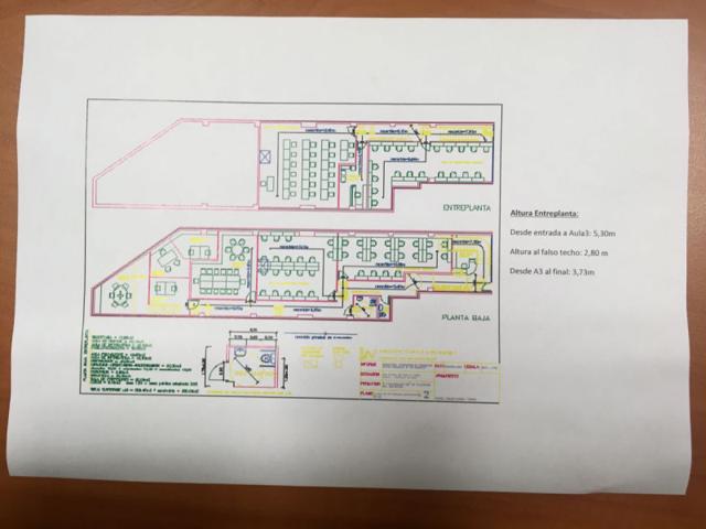 Local comercial en venta en Lugo, Montero Rios photo 0