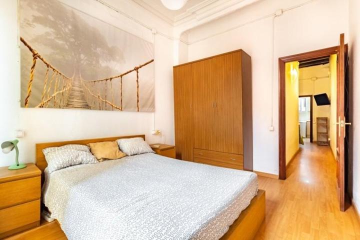 Piso en venta en Barcelona, El Gòtic photo 0