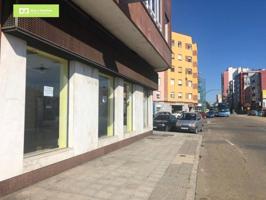 Local comercial en venta en León, El Crucero photo 0